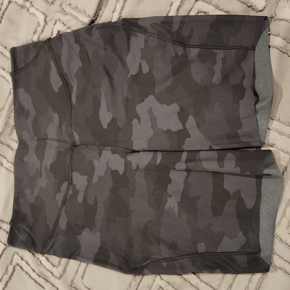 NWOT Lululemon Base Pace Shorts